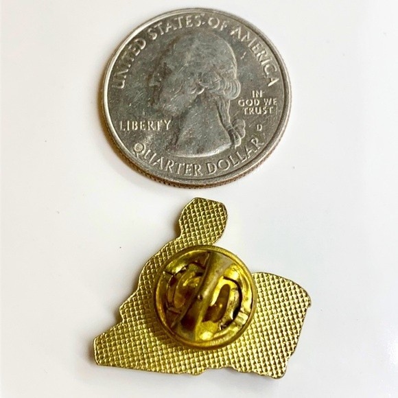 Vtg Locomotive Train Lapel pin hat vest backpack pin 80’s Train‎ transportation - Picture 3 of 3